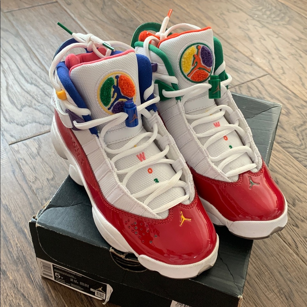 Jordan Kids' Retro Multicolor Basketball Sneakers - White/Red